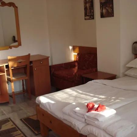 Exotica Pensionat 2*